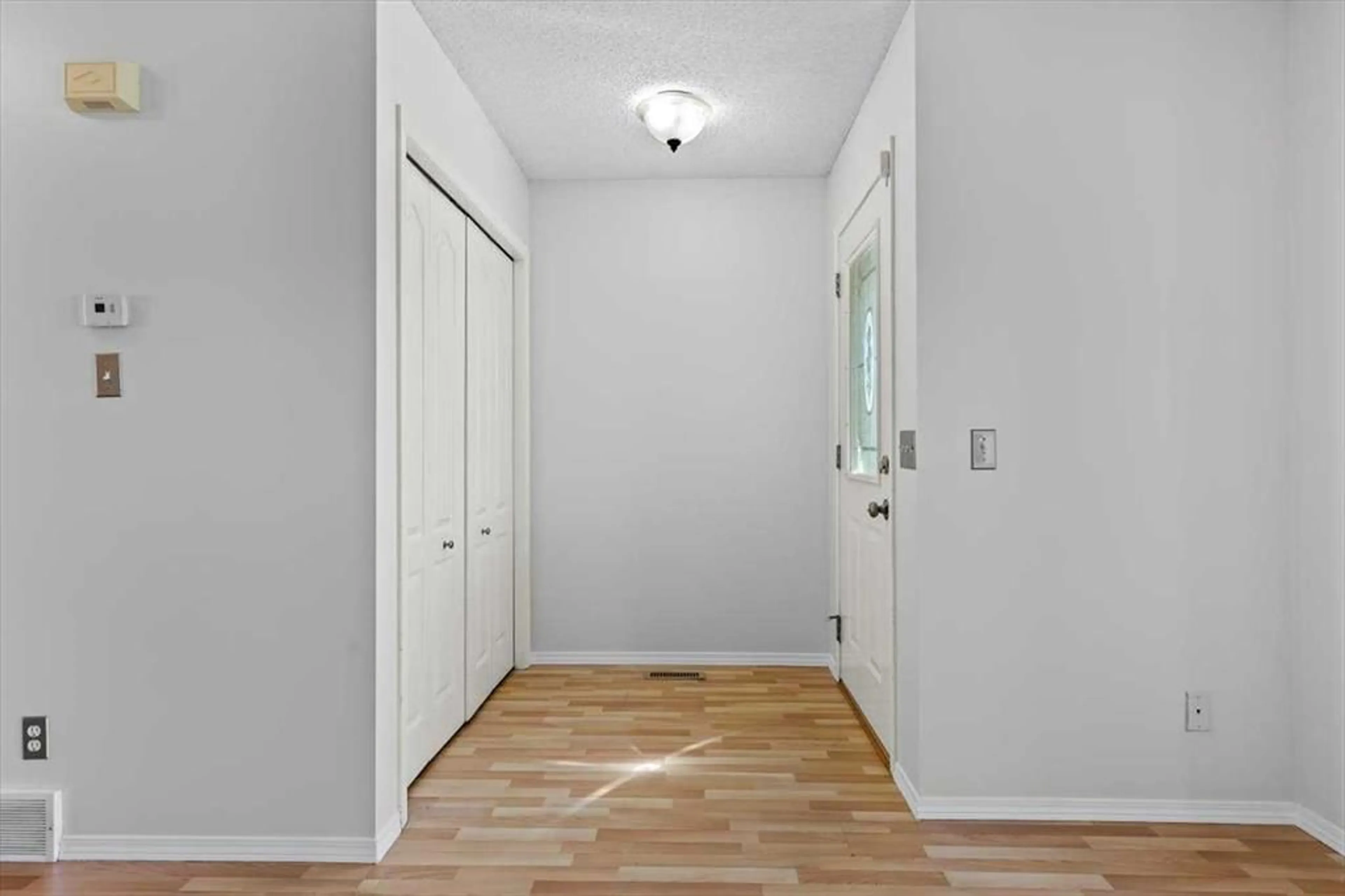 pillar/IMG-A2247480_3.jpg