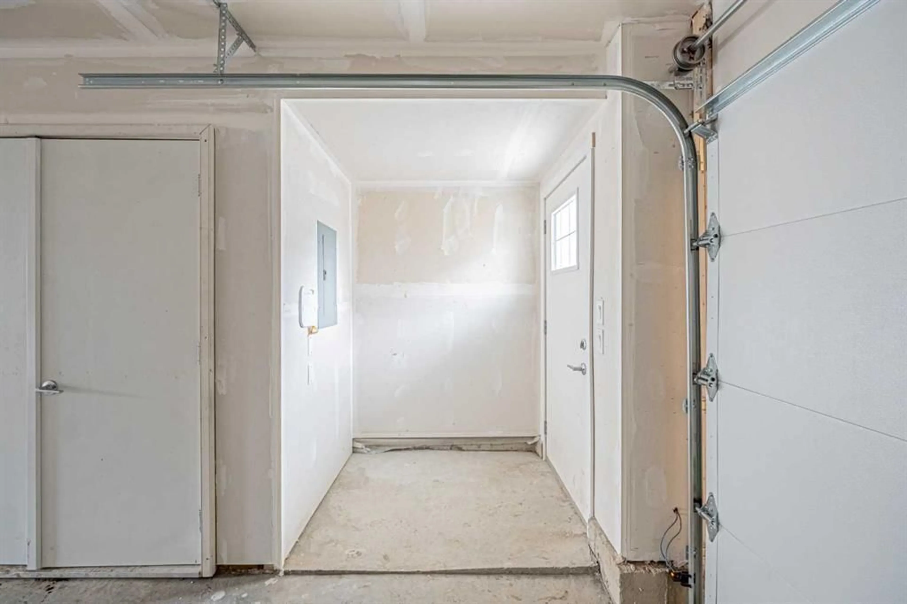 pillar/IMG-A2247487_4.jpg