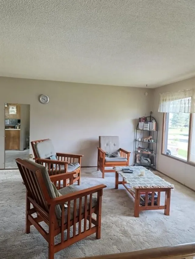 4716 55 Ave, Provost 4