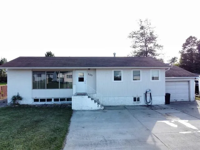 525 6 Ave, Fox Creek 2