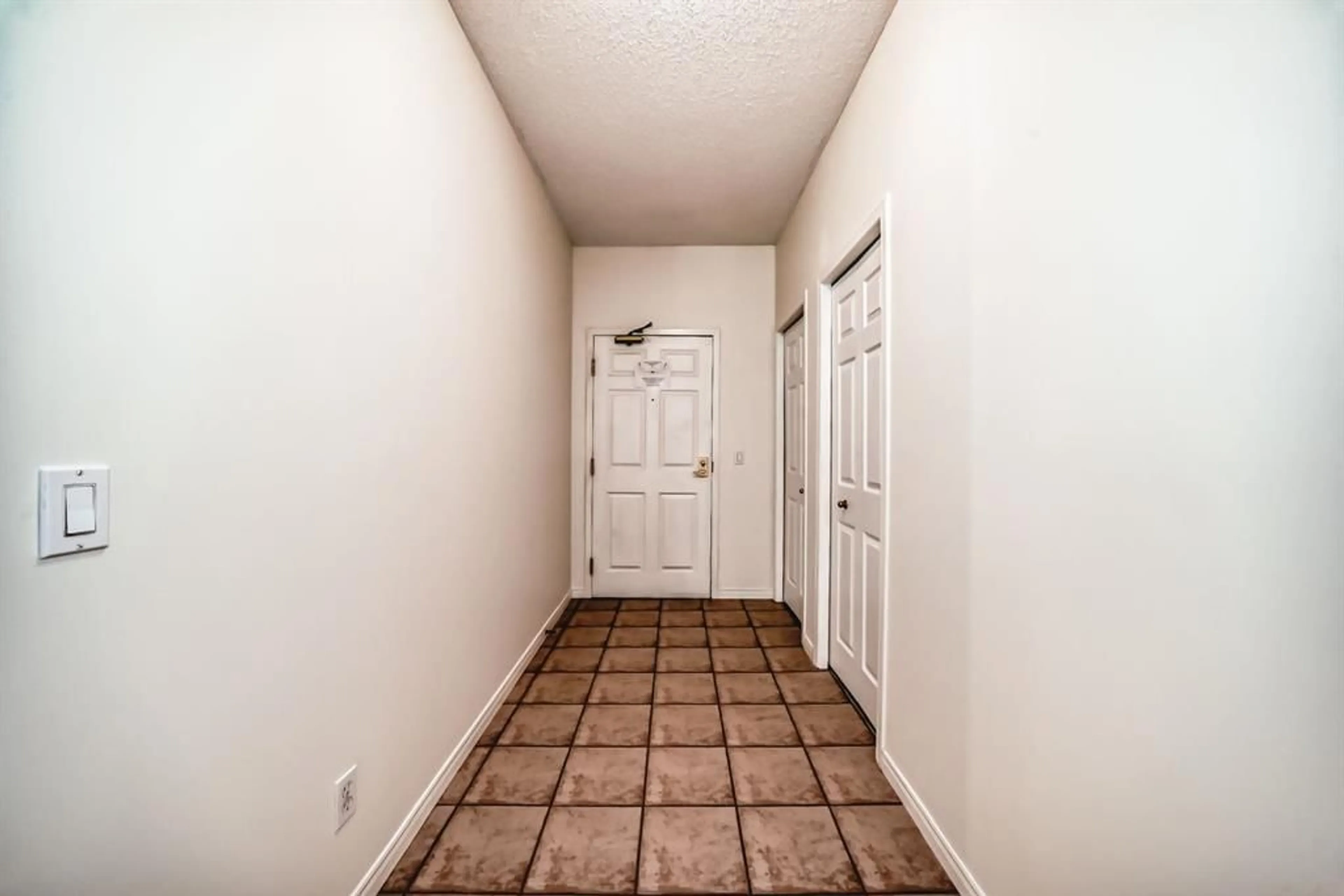 pillar/IMG-A2249650_3.jpg