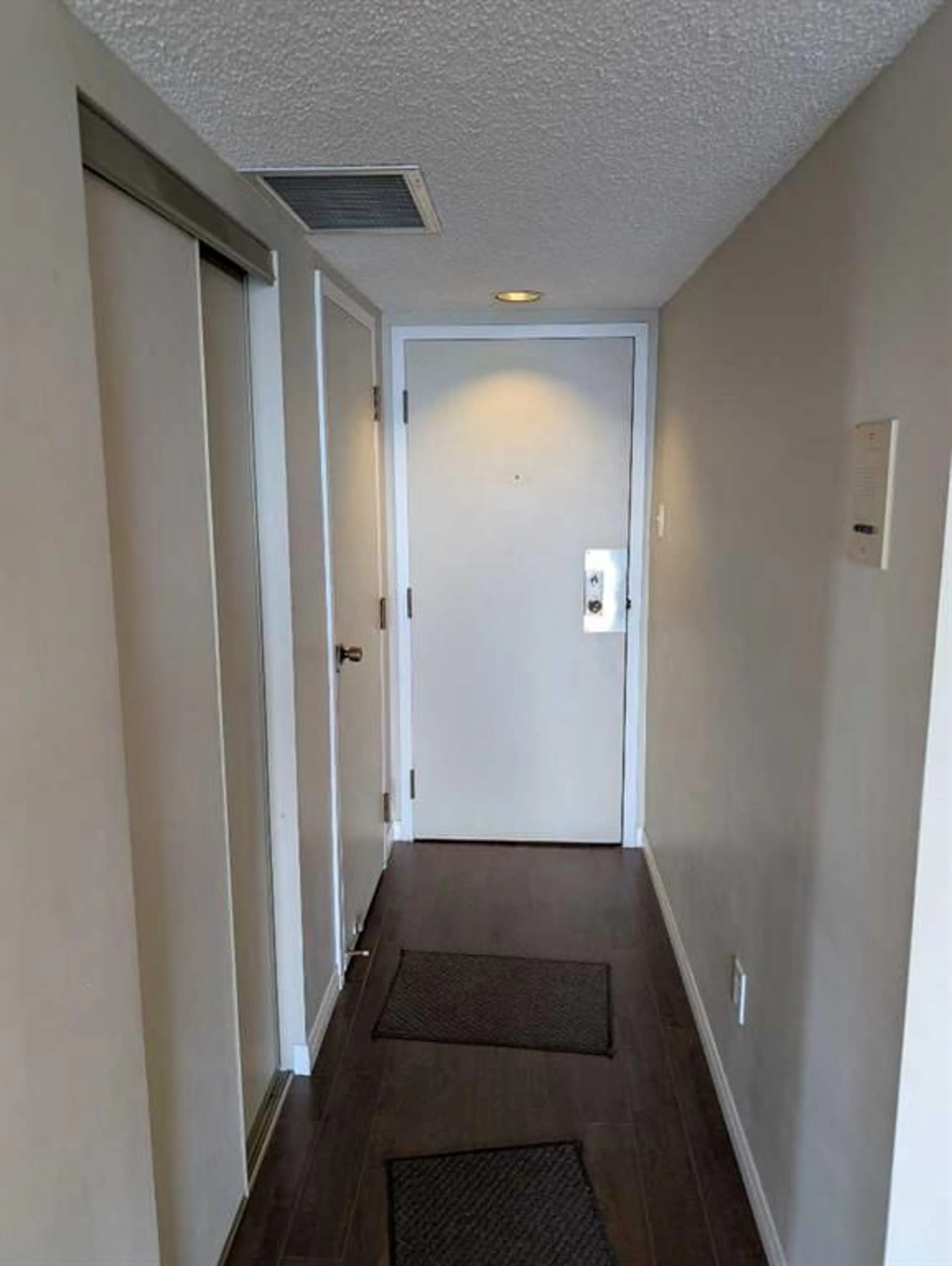 pillar/IMG-A2250146_4.jpg