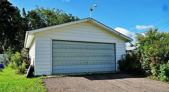 5308 52nd Ave, Mannville 4