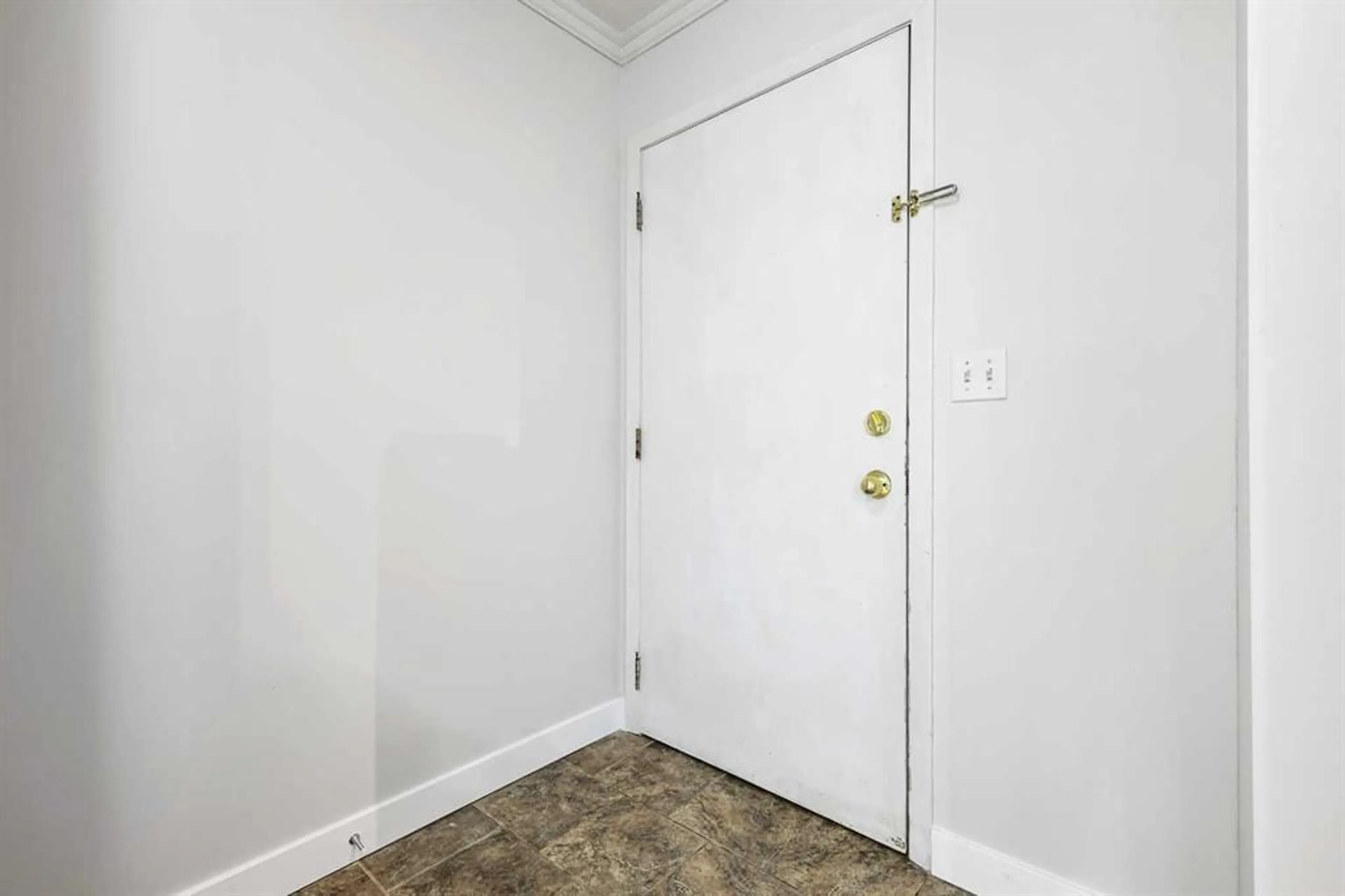 pillar/IMG-A2251225_5.jpg