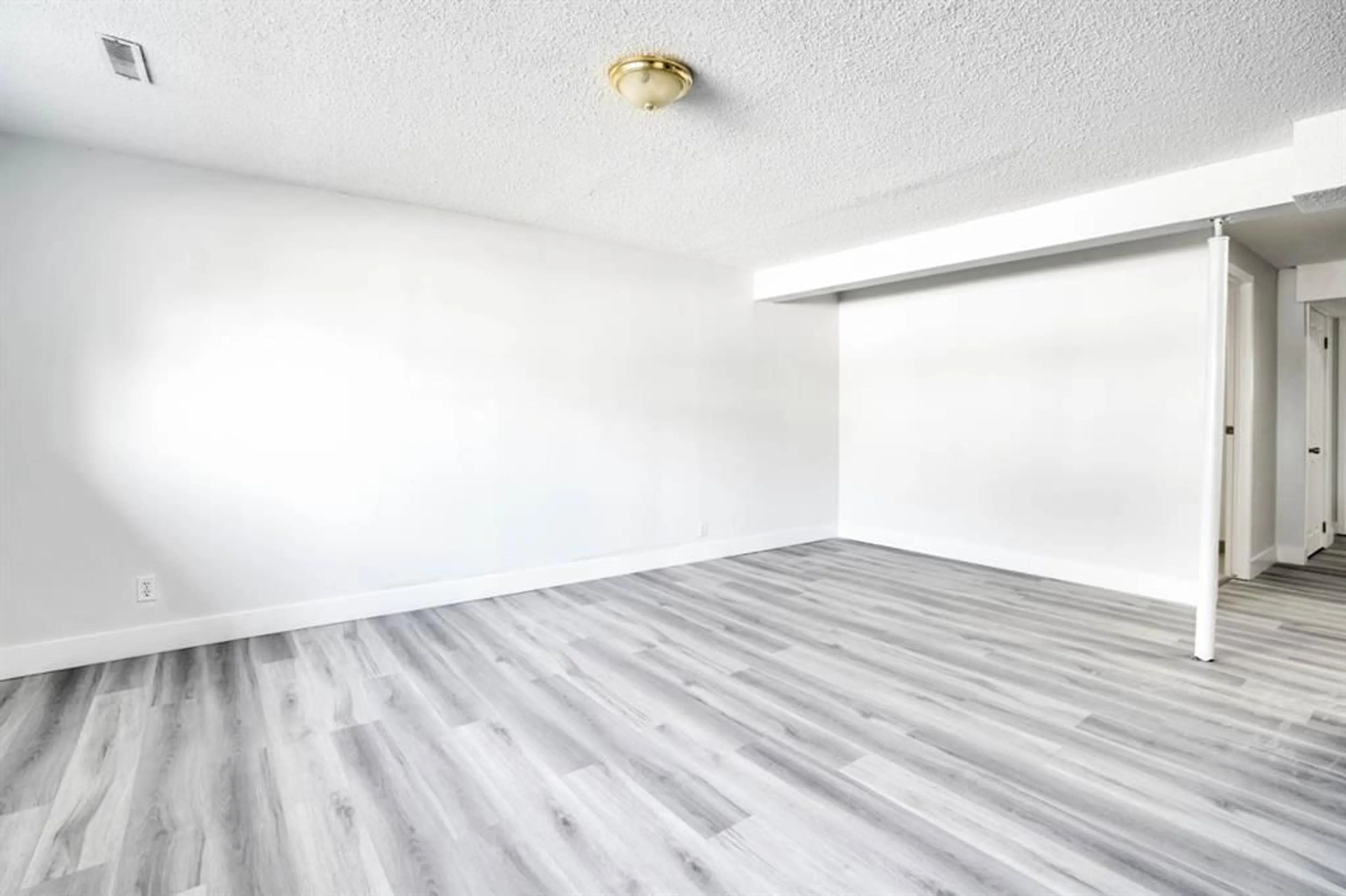 pillar/IMG-A2252943_5.jpg