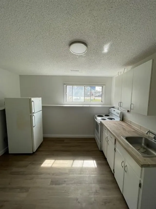10132 102 Ave, Grande Prairie 5