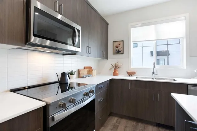 1750 Rangeview Dr #404, Calgary 5