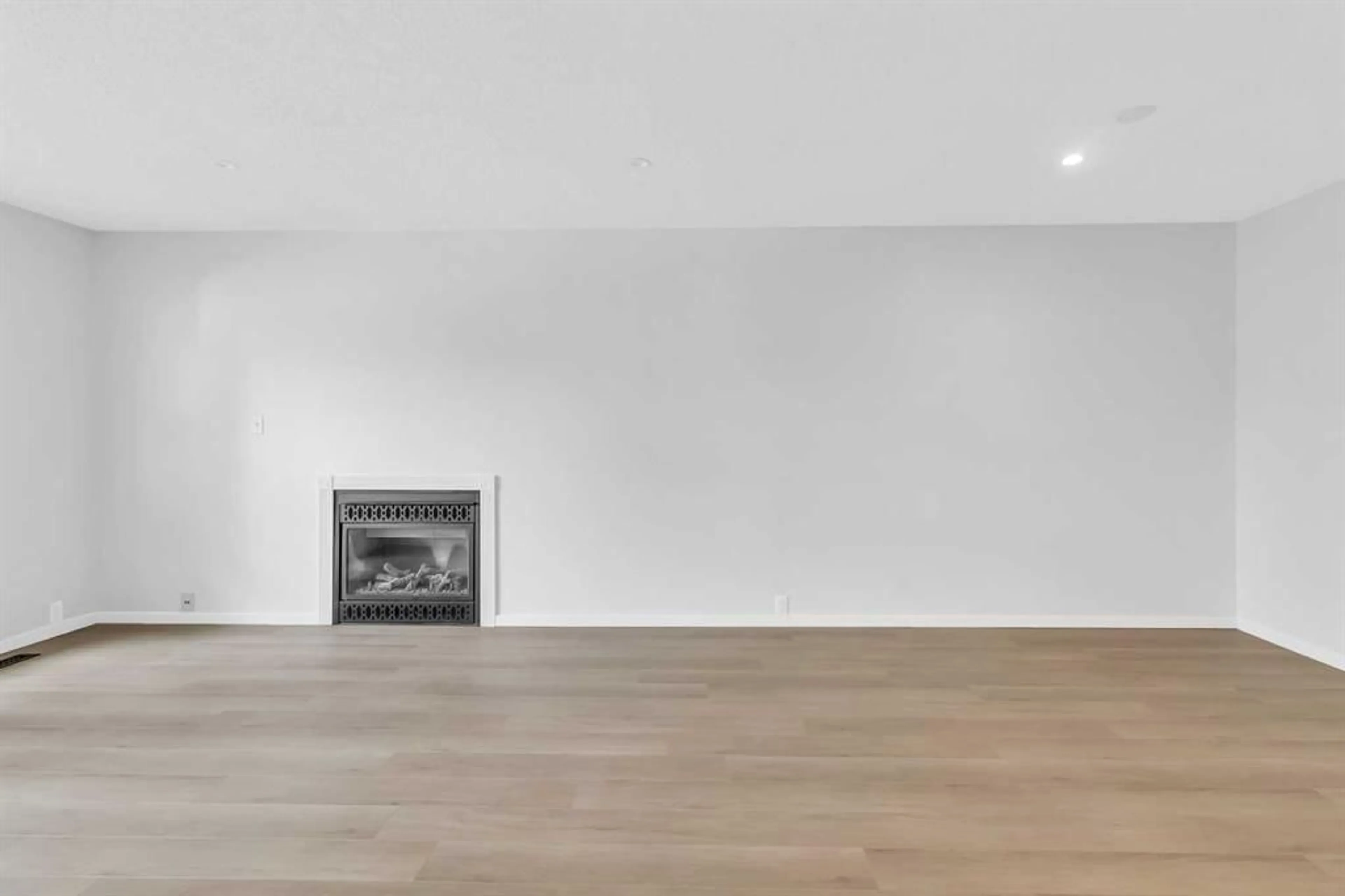 pillar/IMG-A2259125_5.jpg