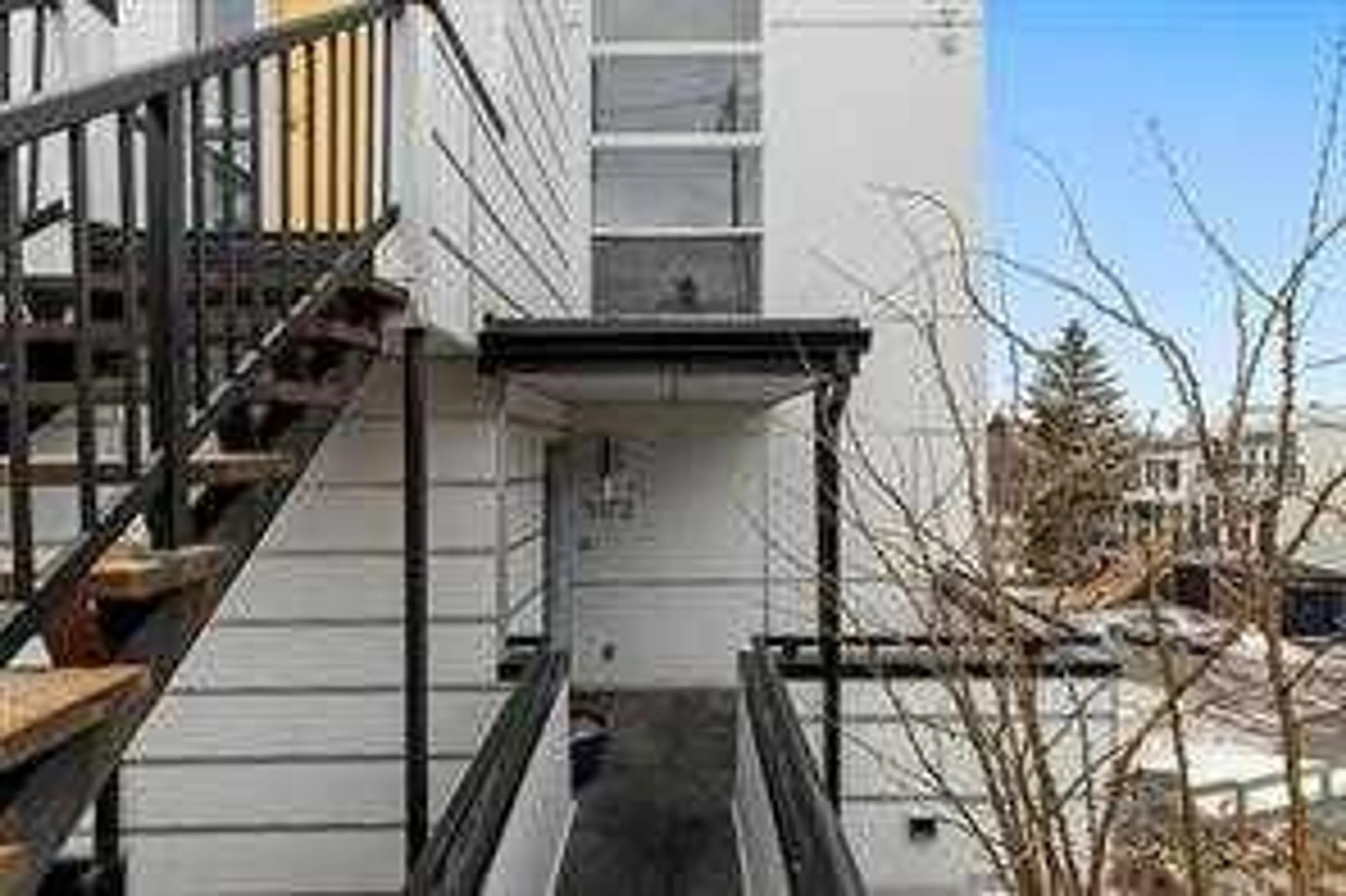 pillar/IMG-A2259996_3.jpg