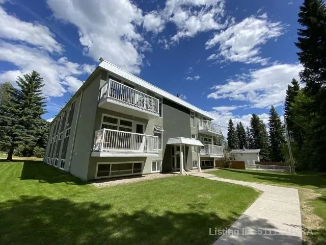 414 41 St #8, Edson 4