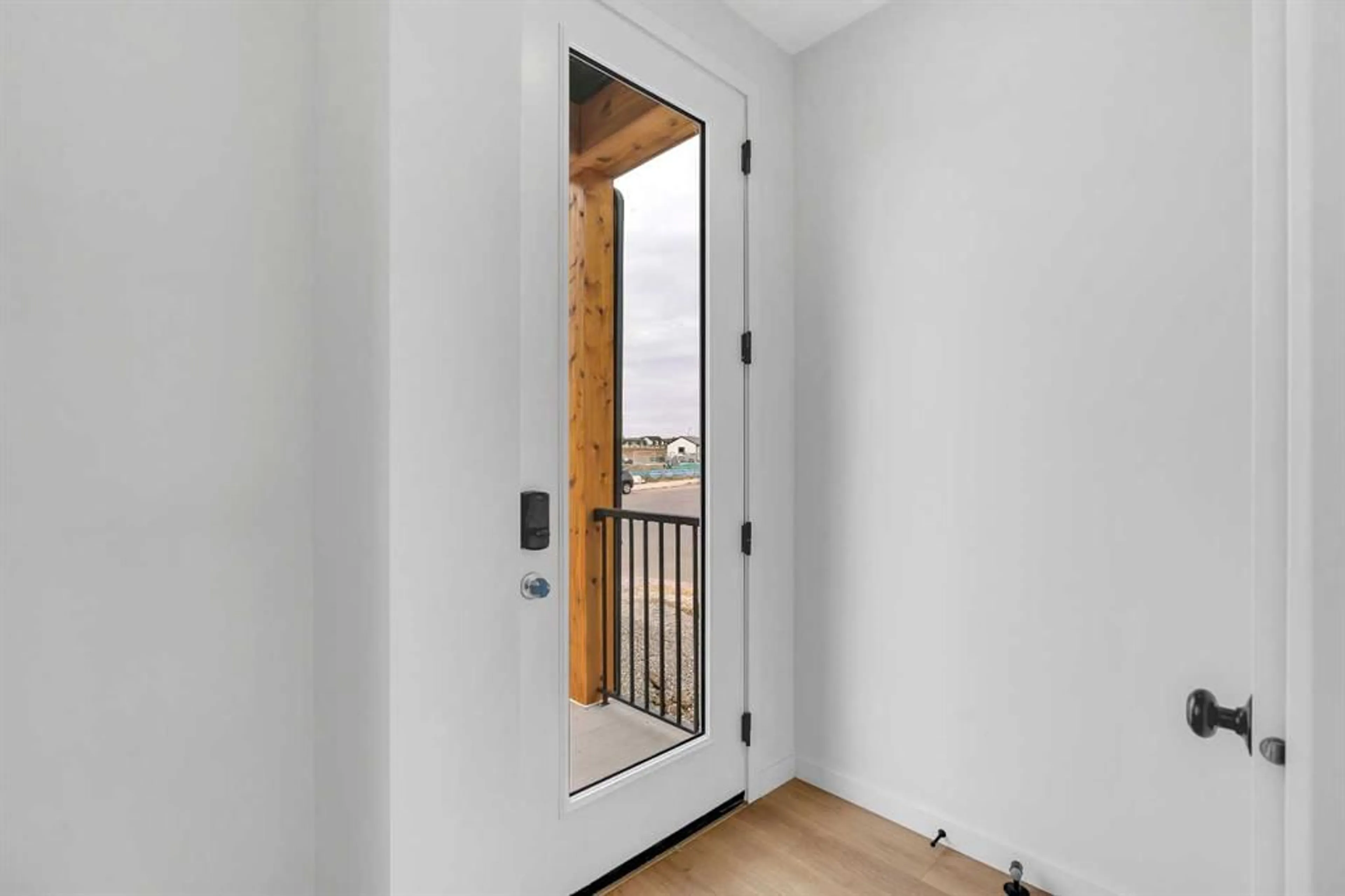 pillar/IMG-A2261439_3.jpg