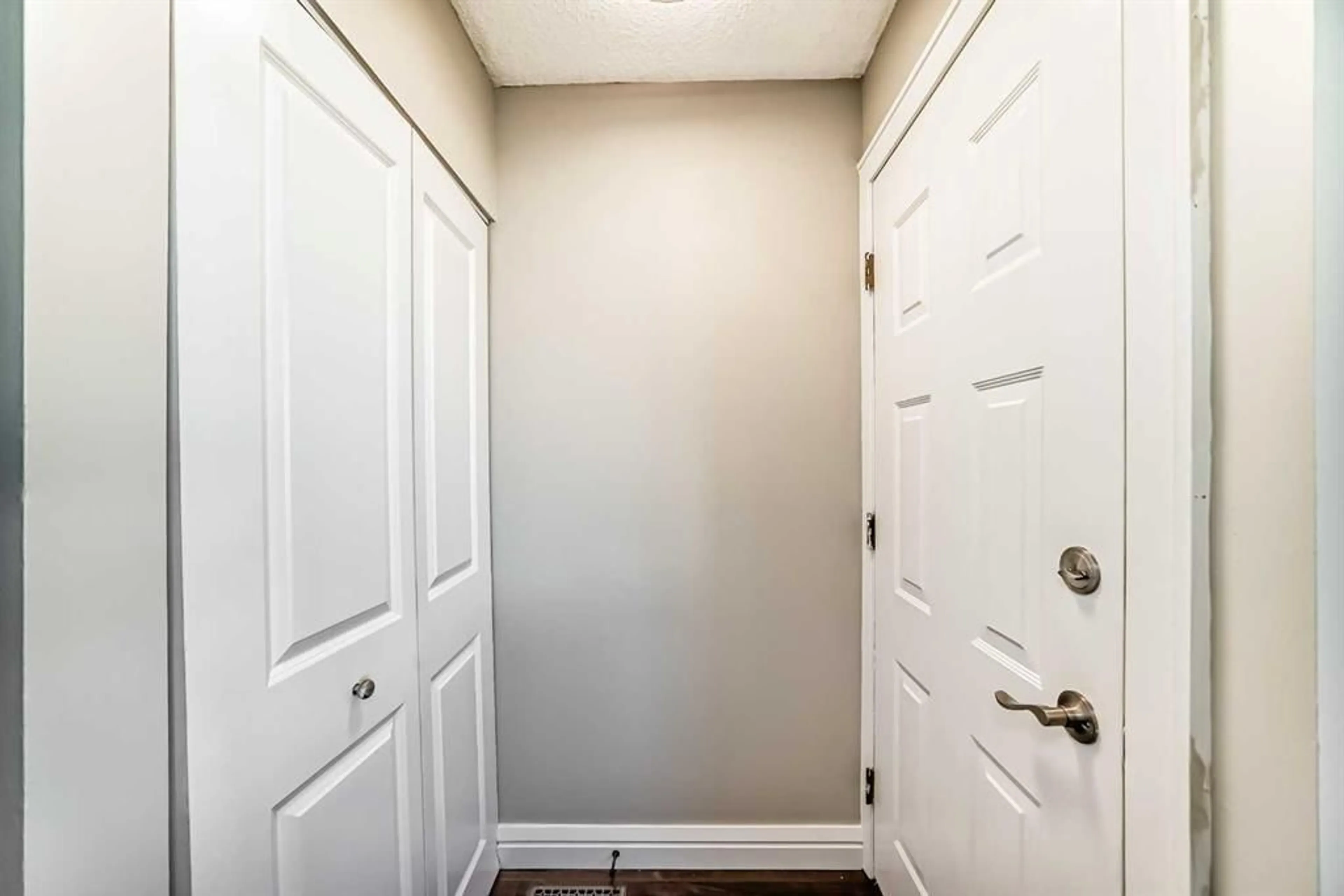 pillar/IMG-A2263570_5.jpg
