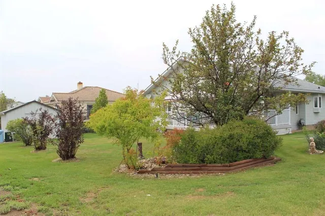 503 5th Avenue, Manning 4