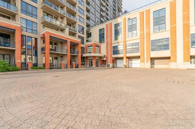 8710 Horton Rd #2007, Calgary 2