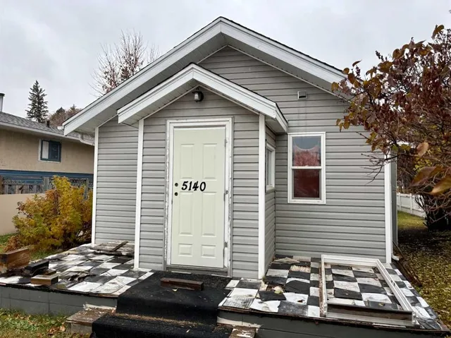 5140 48 St, Mannville 2
