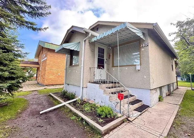 230 8A St, Calgary 2