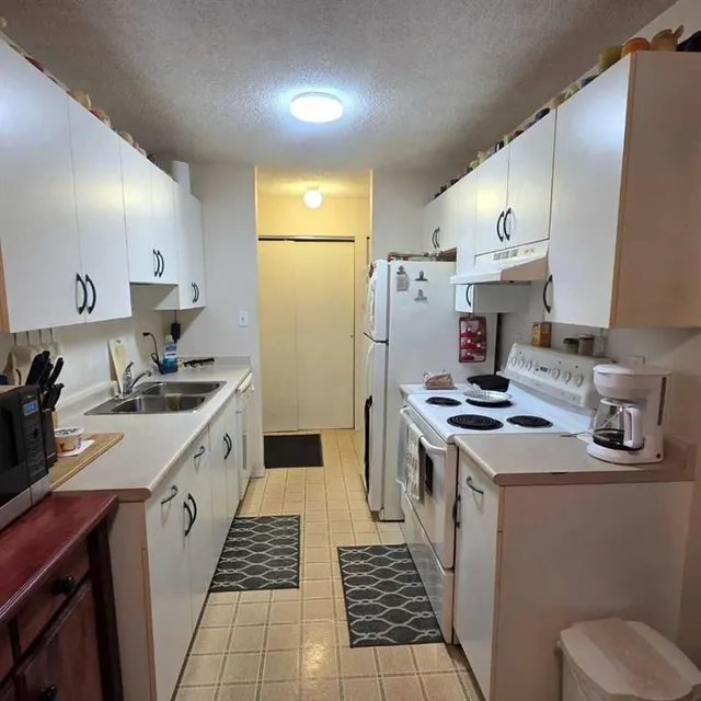 5611 10 Avenue #105A, Edson 5