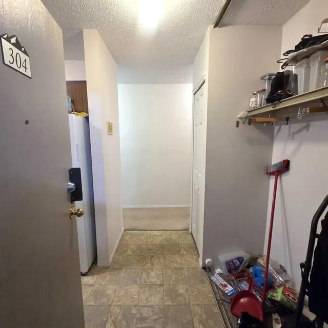 5611 9 Avenue #304B, Edson 2