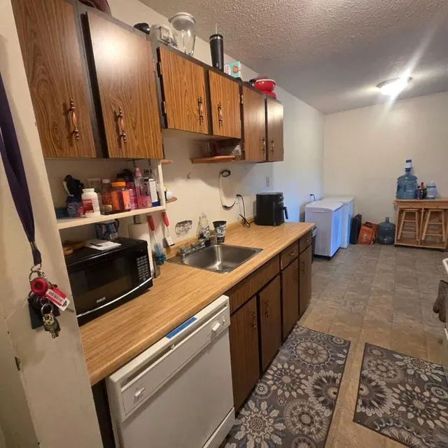 5611 9 Avenue #312B, Edson 4