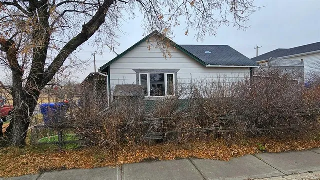 5202 VICTORIA Ave, Coronation