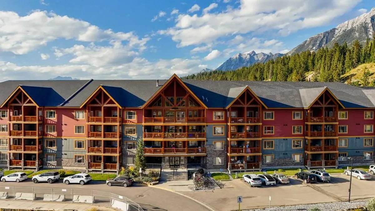 Palliser Village Blakiston Building