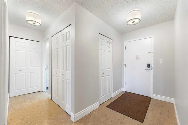 3730 50 St #410, Calgary 2
