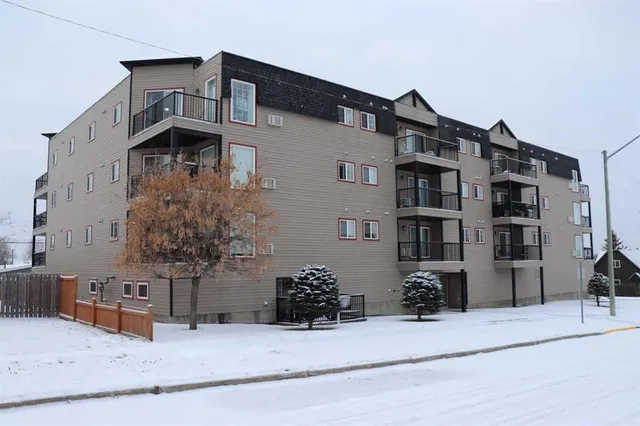 5037 7 Avenue #305, Edson 2