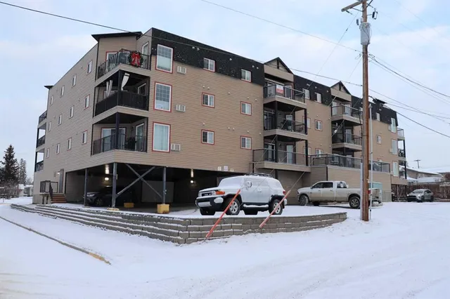 5037 7 Avenue #305, Edson 4