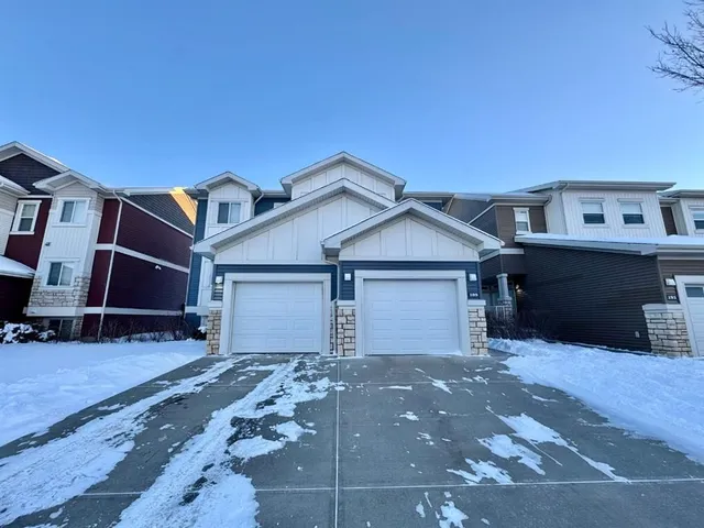 189 Silkstone Rd #2, Lethbridge 2