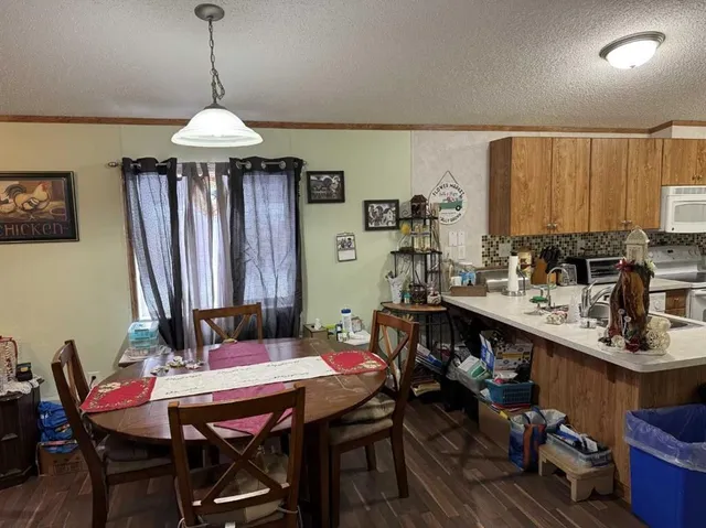 5702 51 St, Edgerton 5