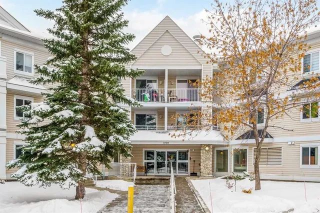 11 Chaparral Ridge Dr #1113, Calgary