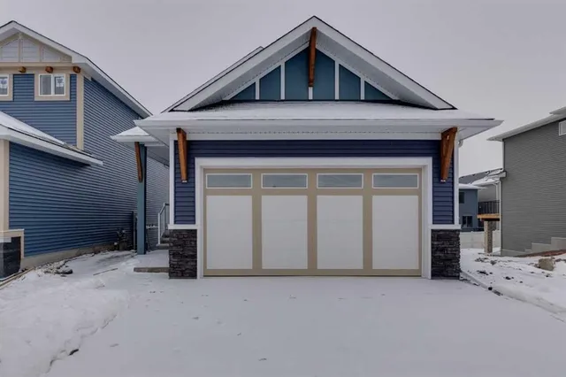 1402 Bayview Cres, Airdrie 2