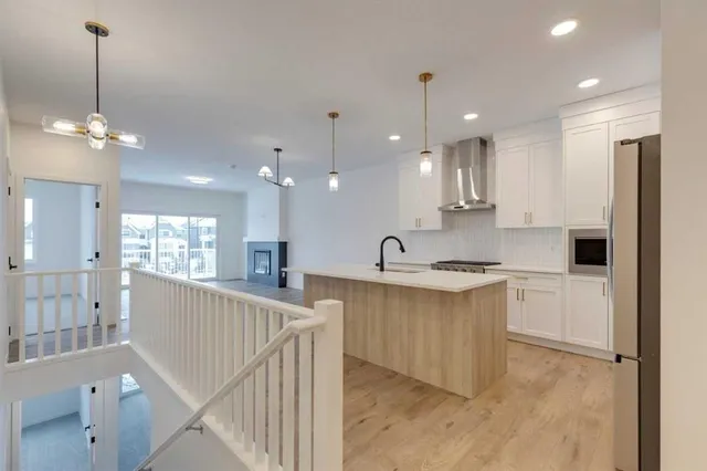 1402 Bayview Cres, Airdrie 5
