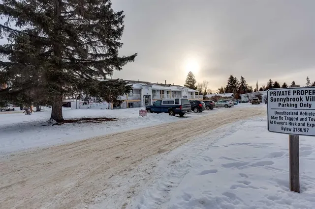 5 Stanton St #3, Red Deer 3