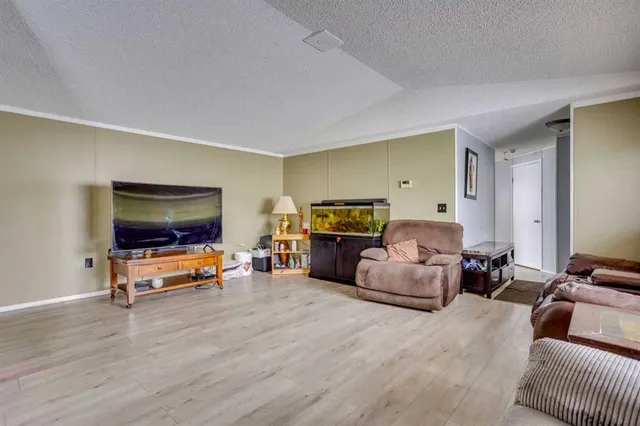 209 Waterhouse St, Fort McMurray 4