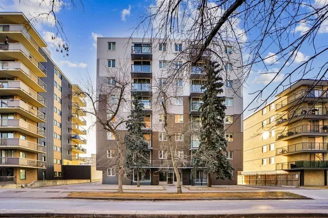 1111 15 Ave #204, Calgary 2