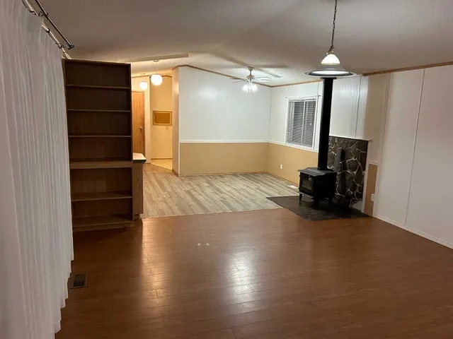16 1 St, Faust 4