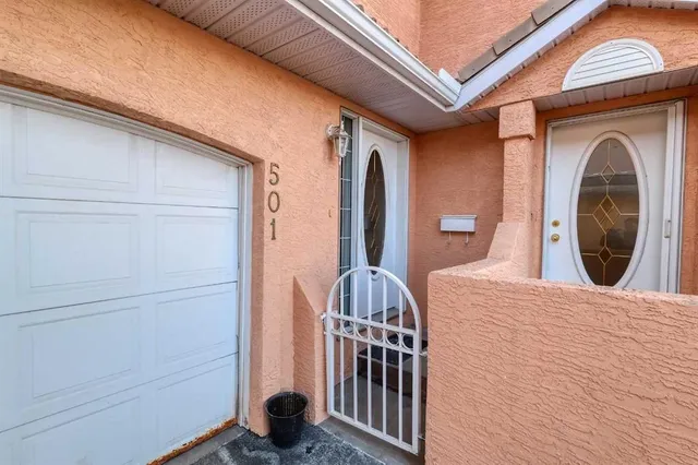 501 Coral Cove, Calgary 2