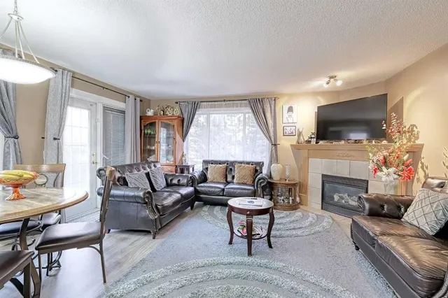 501 Coral Cove, Calgary 4
