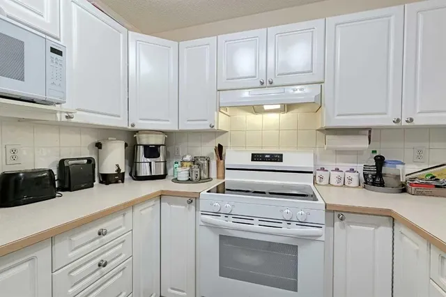 501 Coral Cove, Calgary 5