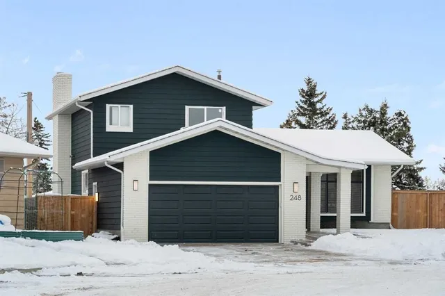 248 Madeira Pl, Calgary 2