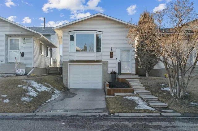 65 Tararidge Close, Calgary