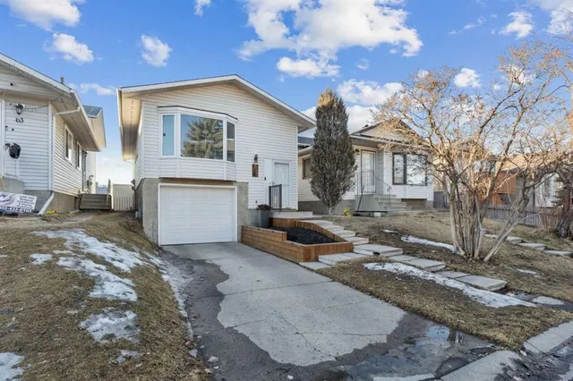 65 Tararidge Close, Calgary 2