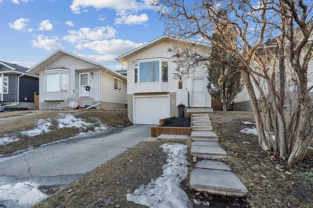 65 Tararidge Close, Calgary 3