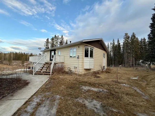23518 Highway 16 #9, Rural Yellowhead County 2