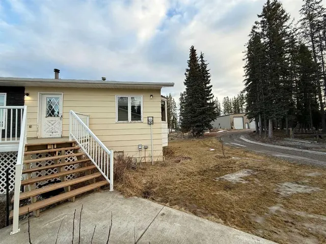 23518 Highway 16 #9, Rural Yellowhead County 3