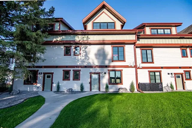 5024 48 St, Rocky Mountain House 4