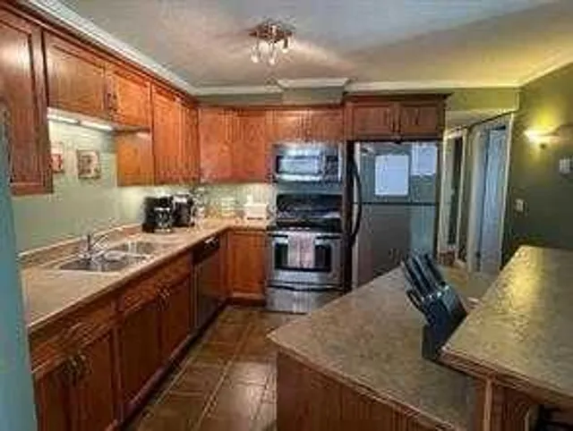 3 501 St #302, Fox Creek 2