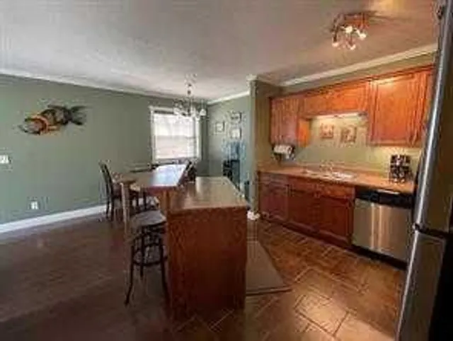 3 501 St #302, Fox Creek 3