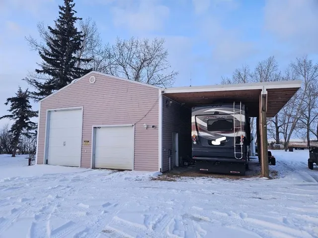 190018 HWY 9, Rural Starland County 3